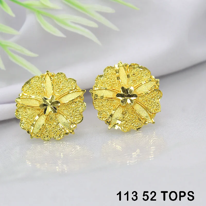 oval earrings for women-Mahavir Dye Gold Studs Earrings