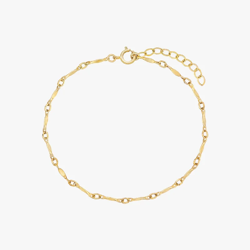 stylish charm bracelets for women-Tess Gold Chain Bracelet