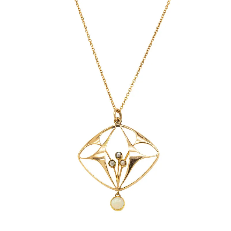 luxury necklaces for women-Vintage 15ct Yellow Gold Opal & Pearl Pendant