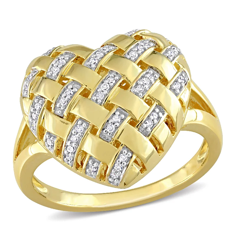 yellow gold engagement rings-Mimi & Max 1/8ct TDW Diamond Lattice Heart Split-Shank Ring in Yellow Plated Sterling Silver